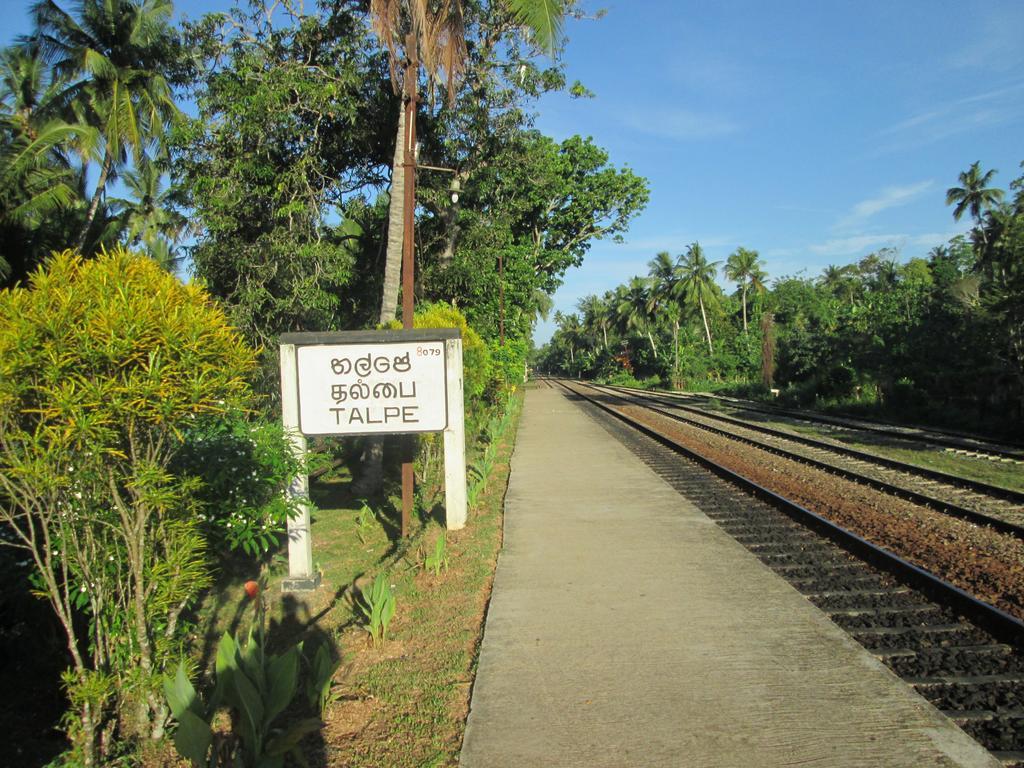 Anara Villa Unawatuna Exterior photo